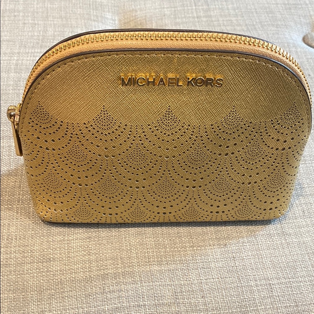 NWOT Michael Kors Gold Cosmetic Bag with Scalloped Design